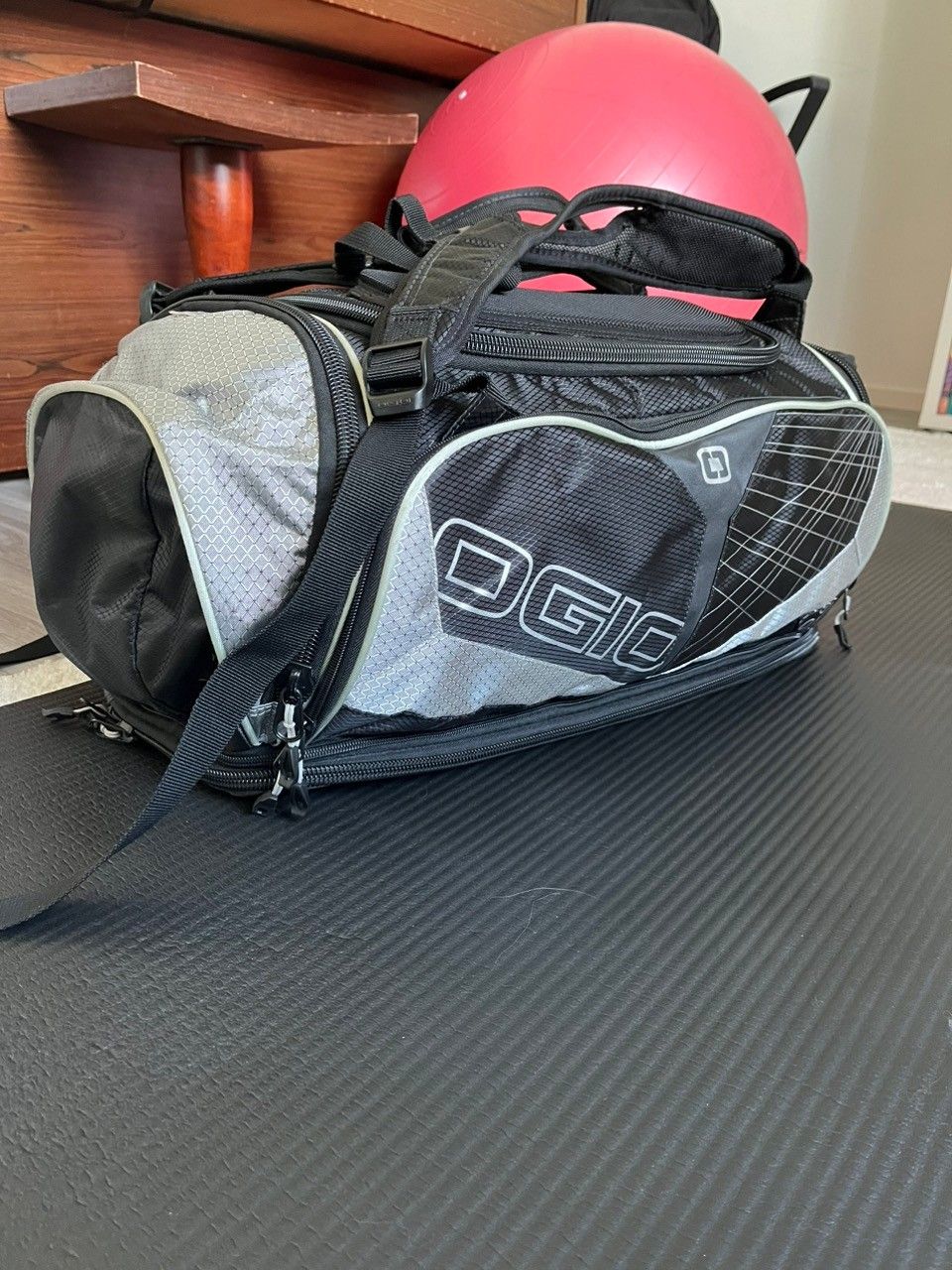 Ogio 8.0 urheilukassi