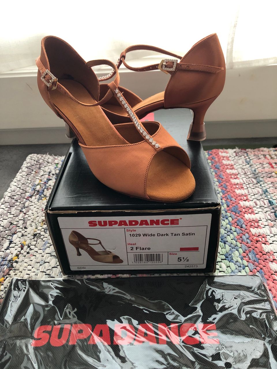 Lattaritanssikengät Supadance 1029W 2 flare satin tan