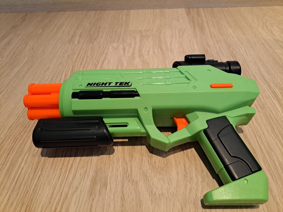 Nerf Night Tek lelu