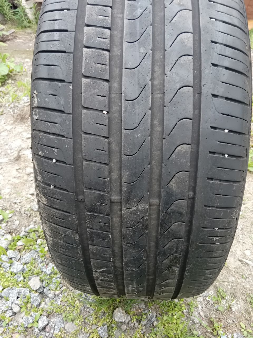 1kpl PIRELLI 275/35R22 104 w