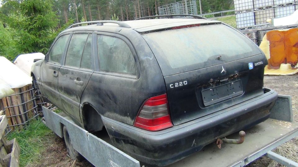 Mercedes-Benz S202 facelift