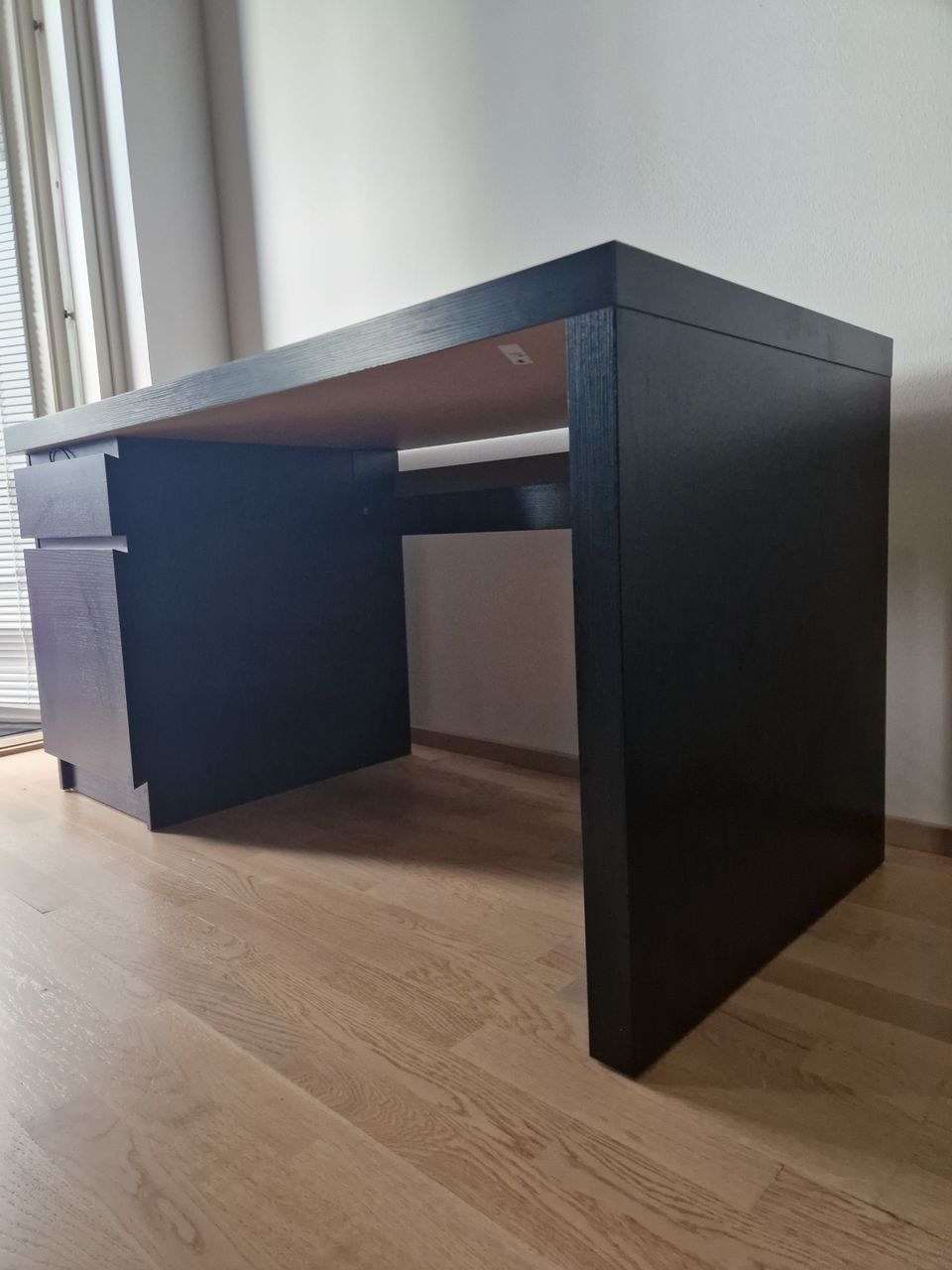 Tietokonepöytä, Työpöytä, mustanruskea, 140x65 cm