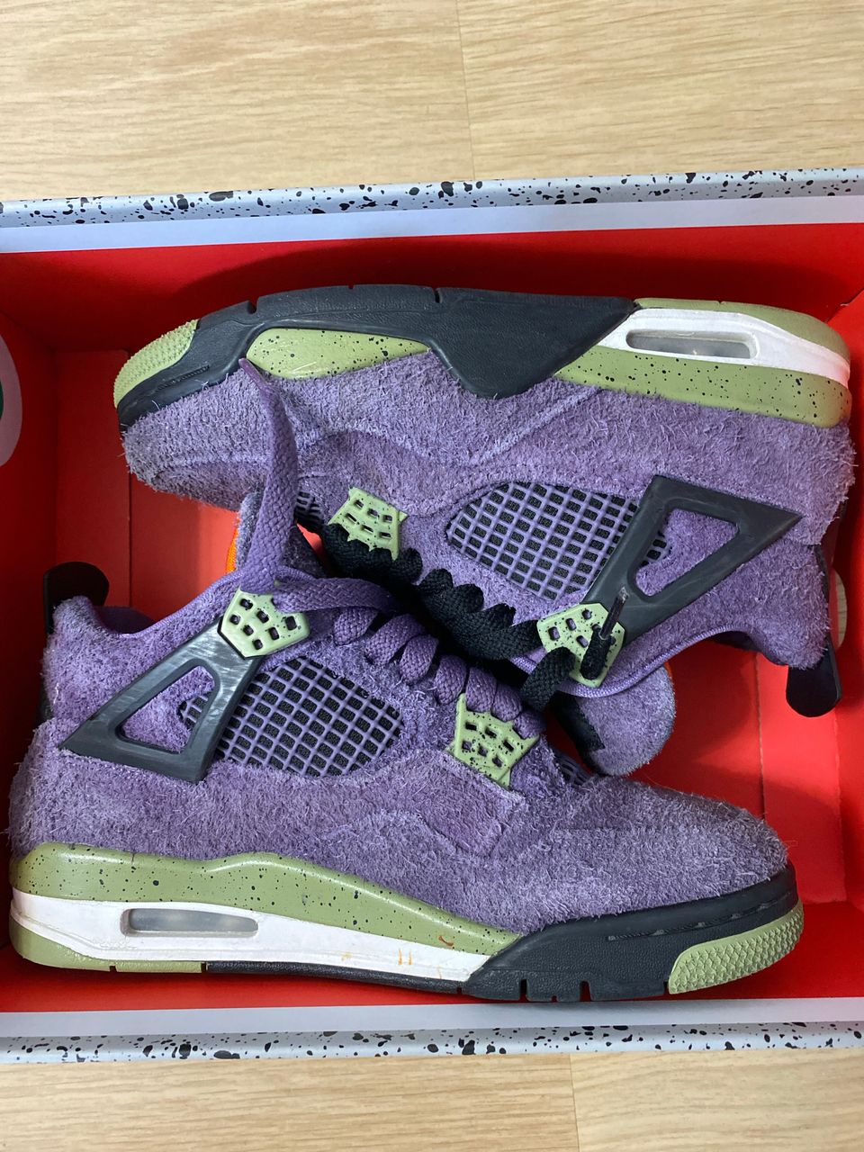 Air jordan 4 retro canyon purple