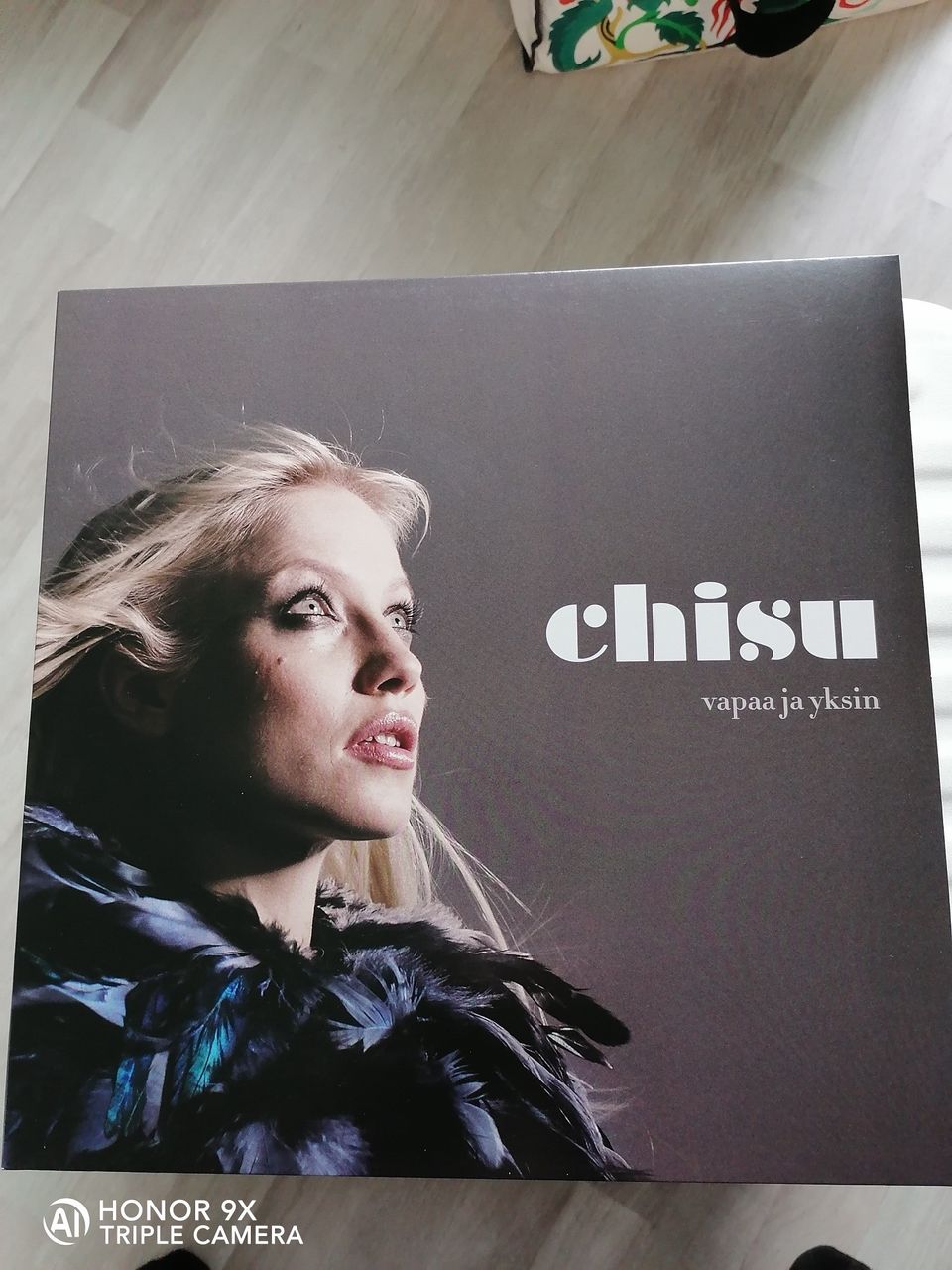 Chisu – Vapaa Ja Yksin