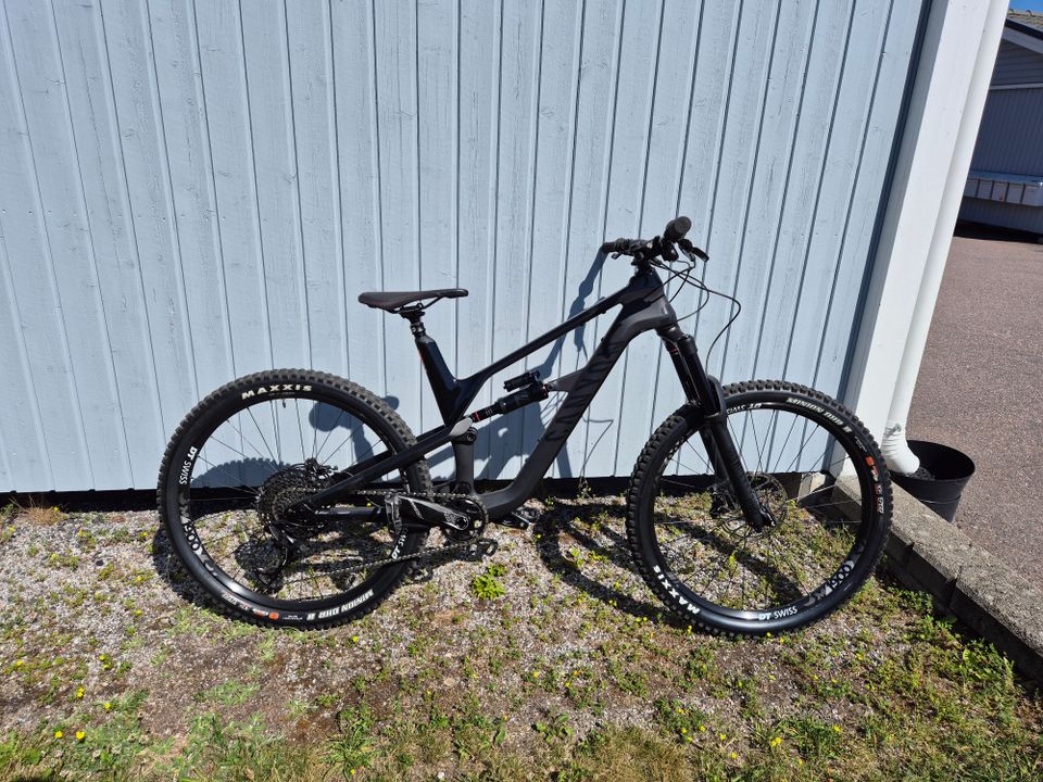 Canyon Spectral CF 7.0 2019 (L-koko)