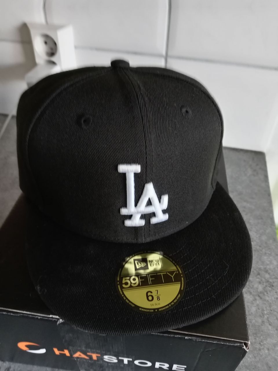 Fitted cap