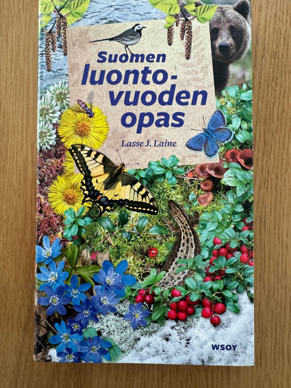 Suomen luonto vuoden opas