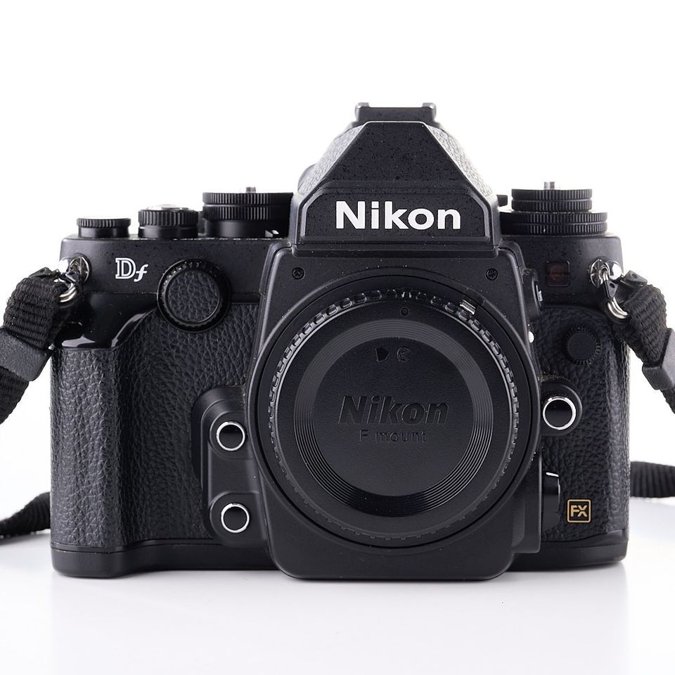 Nikon Df (sc. 16800)