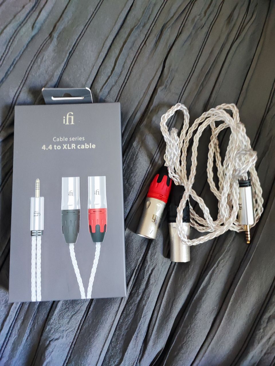 iFi Audio 4.4mm - 2 x XLR balansoitu kaapeli