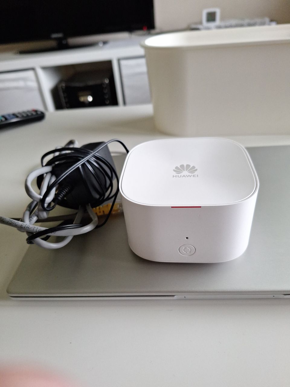 Huawei EchoLife WA8021V5 reititin