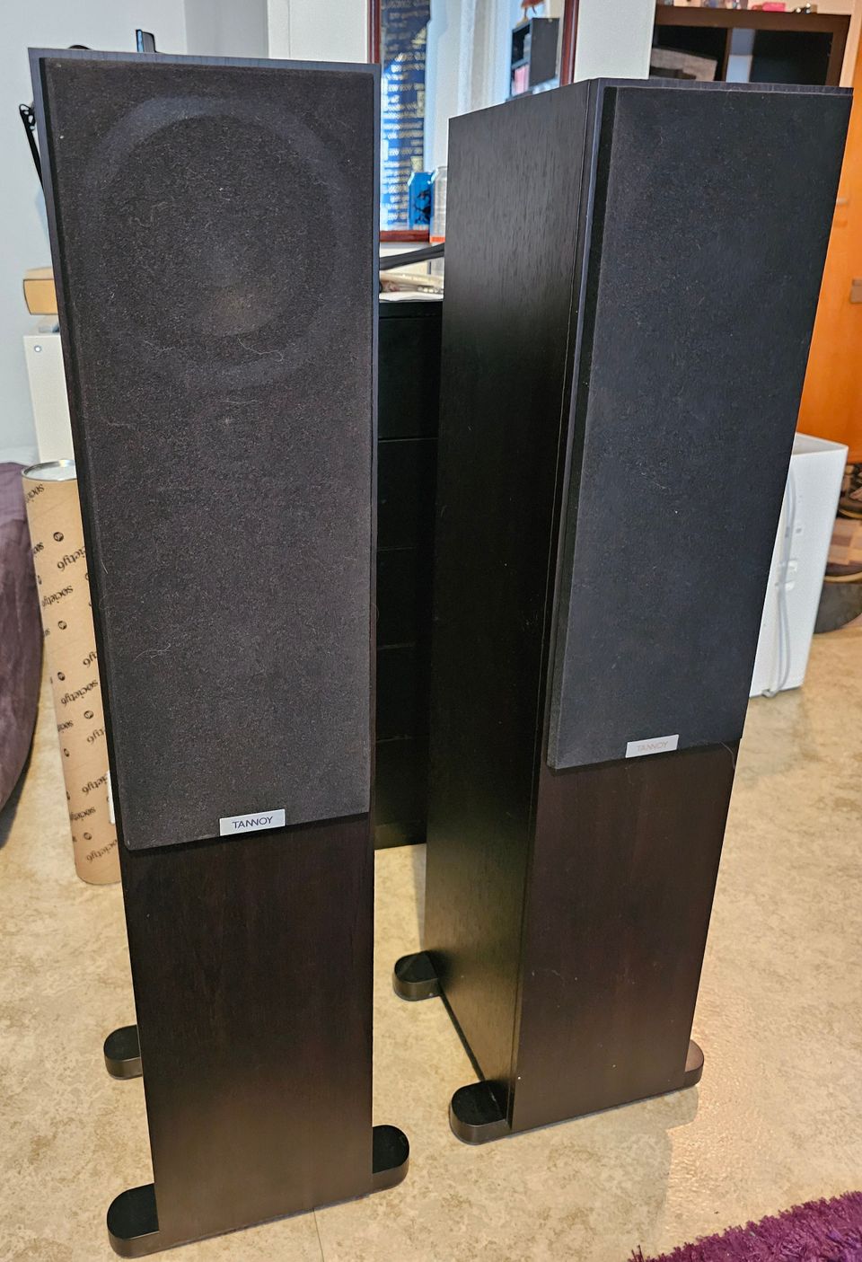 Tannoy Mercury V4i -lattiakaiuttimet