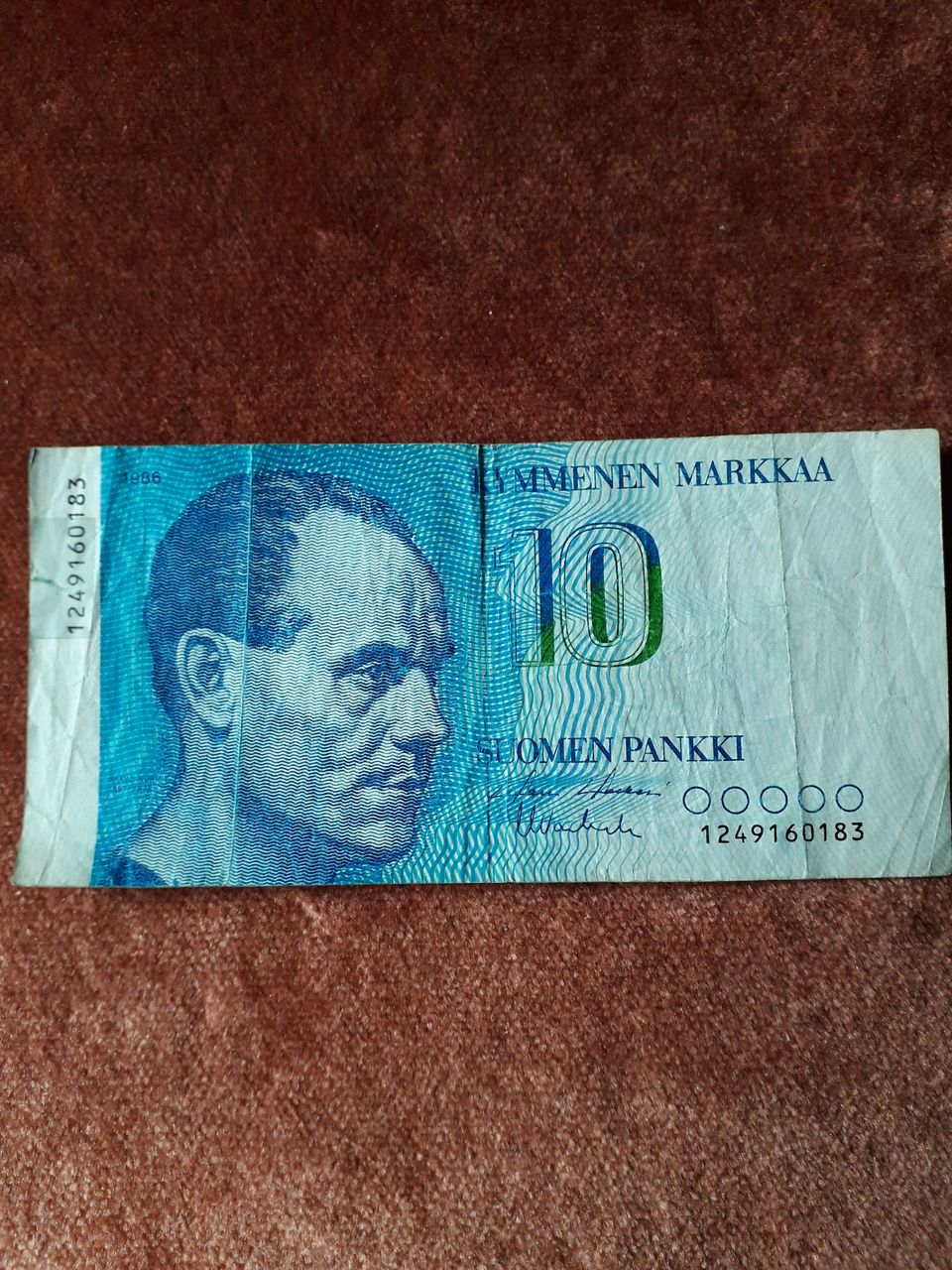 10 markka Suomi seteli.