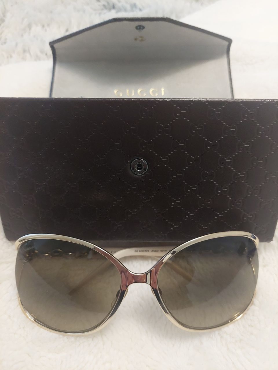 Gucci aurinkolasit