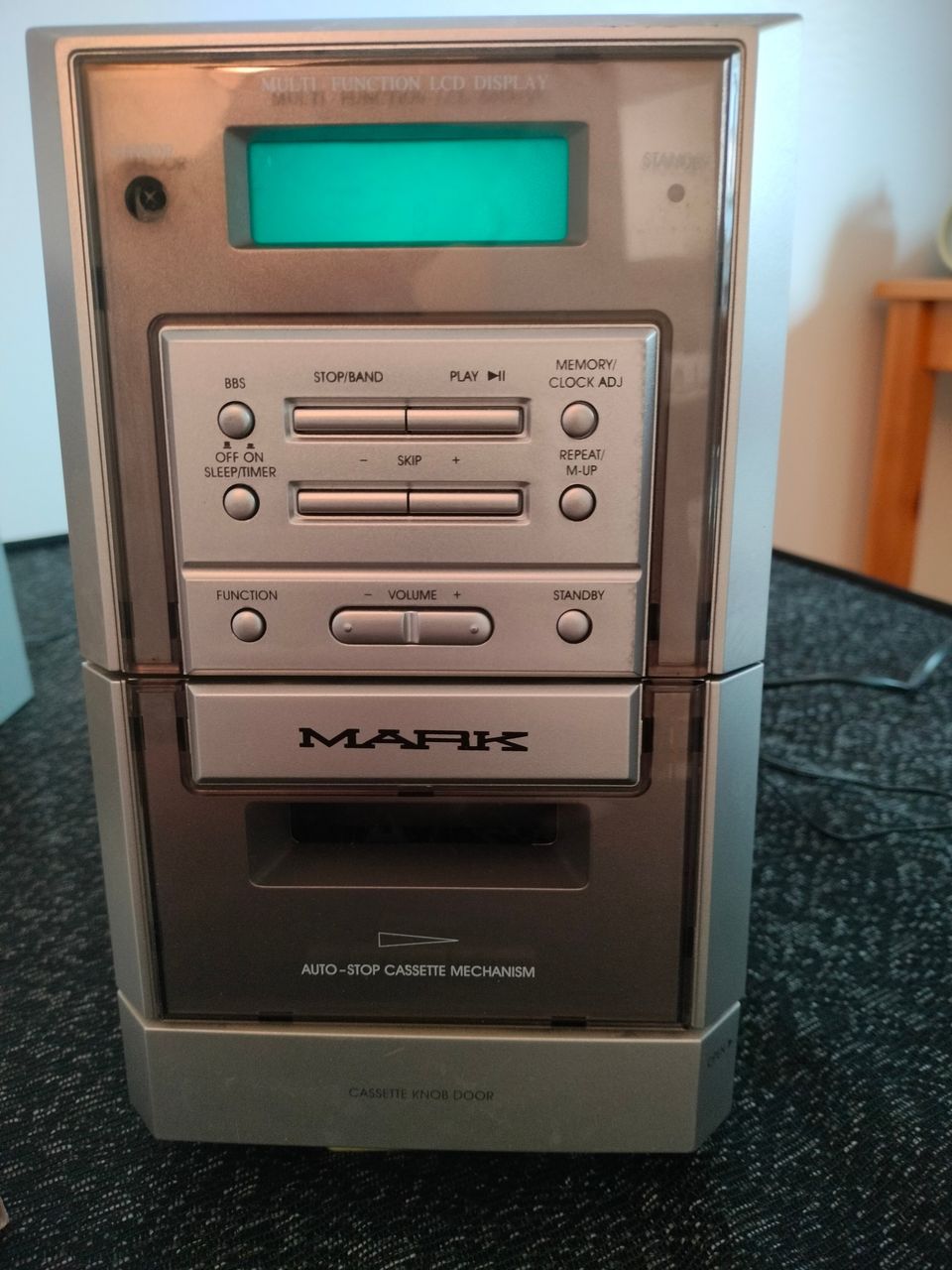 Stereo yhdistelmä