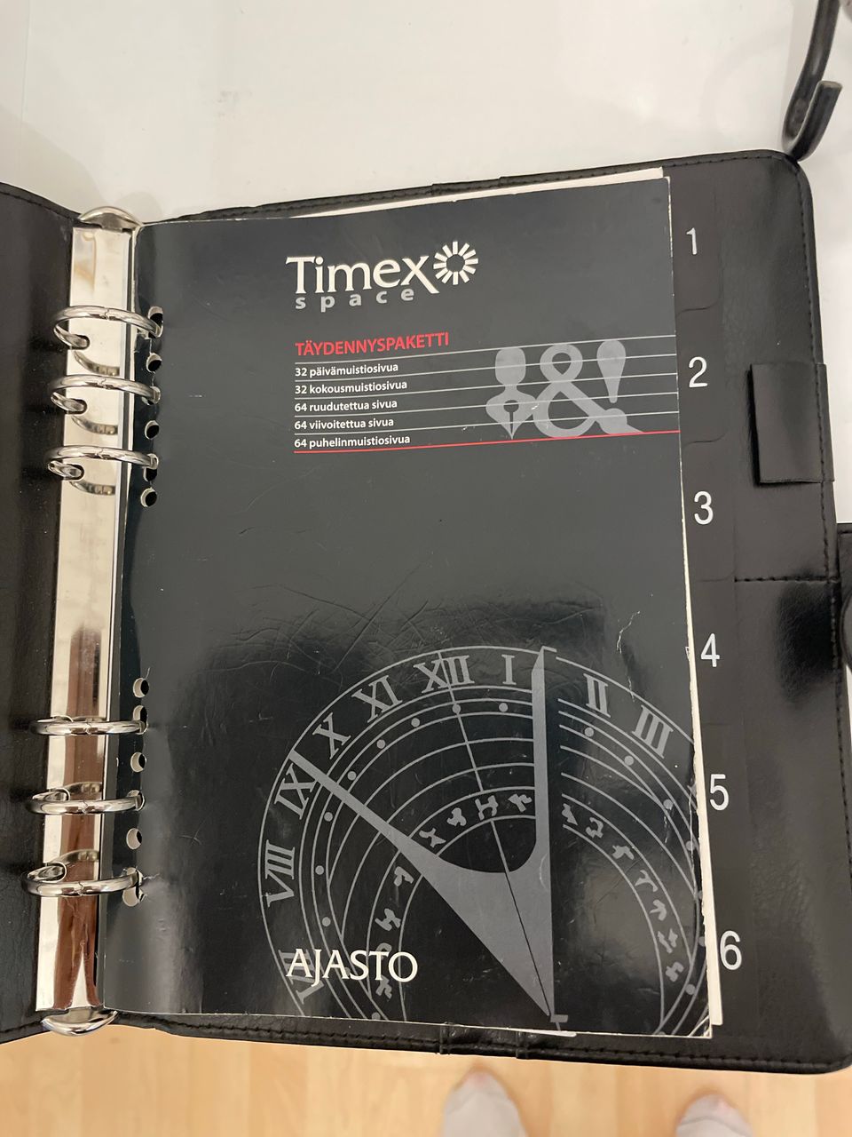 Timex space kansio