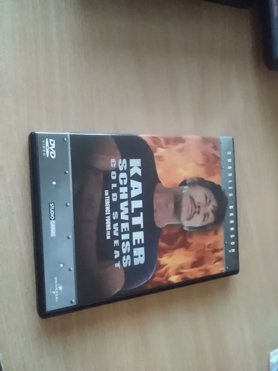 Cold sweat Rautaiset hermot dvd Charles Bronson