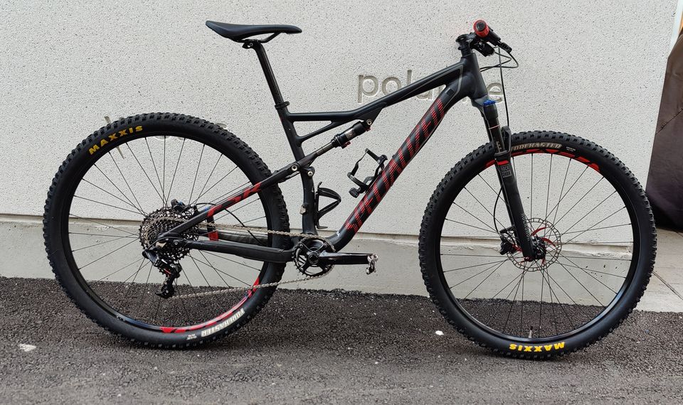 Specialized Epic Comp L maastopyörä