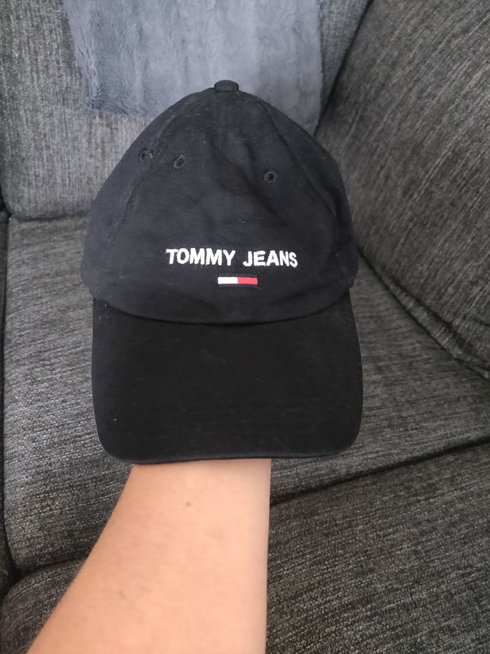 Tommy Hilfiger lippis