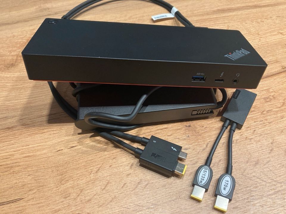 ThinkPad Thunderbolt 3 Workstation Dock Gen 2 + 230 W