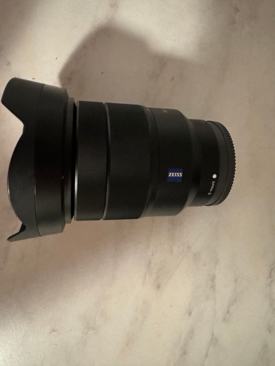 Zeiss Vario-Tessar T* FE 16-35mm f/4 ZA OSS