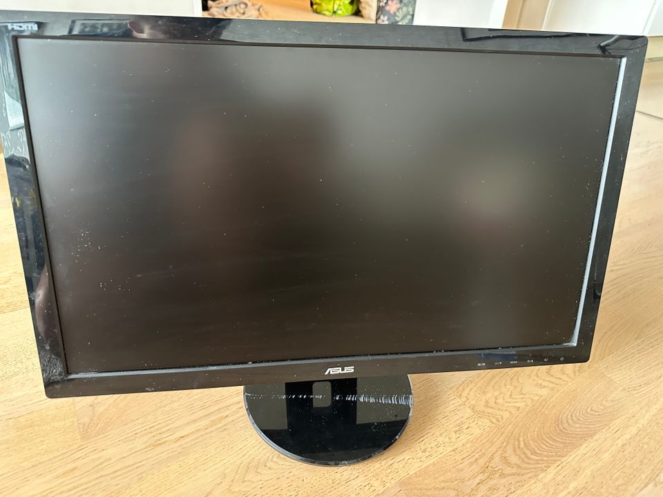 Asus VE247H fullHD näyttö