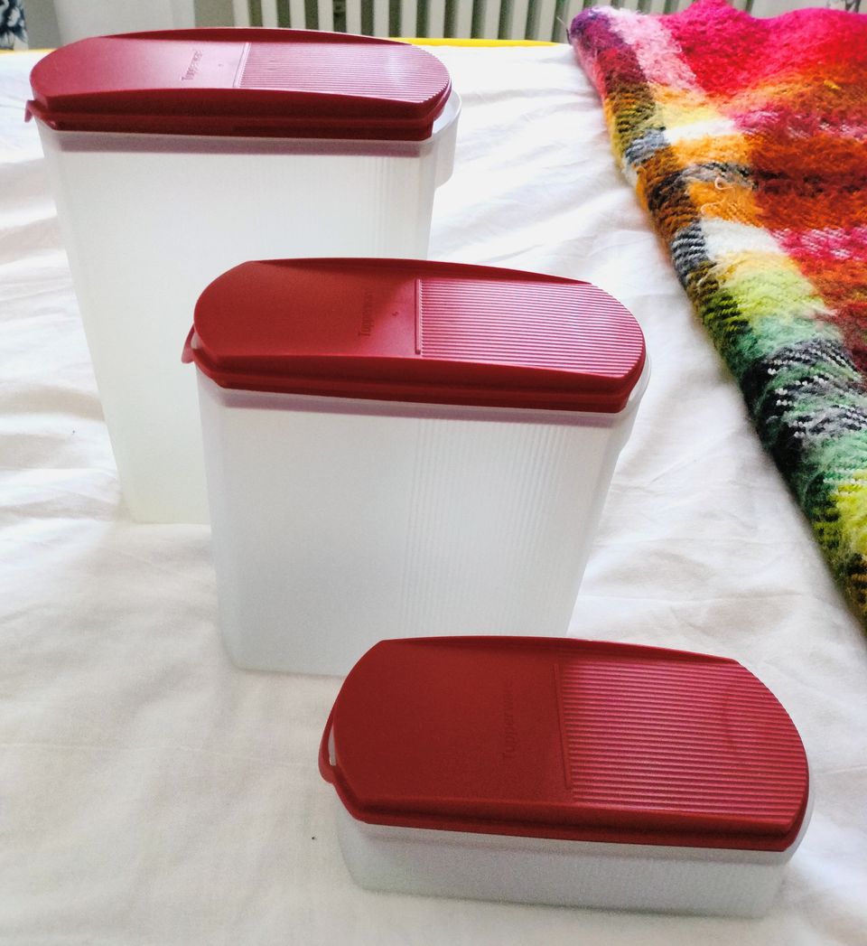 Tupperware tilansäästäjät