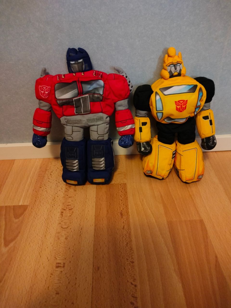 Transformers pehmolelu 2 kpl