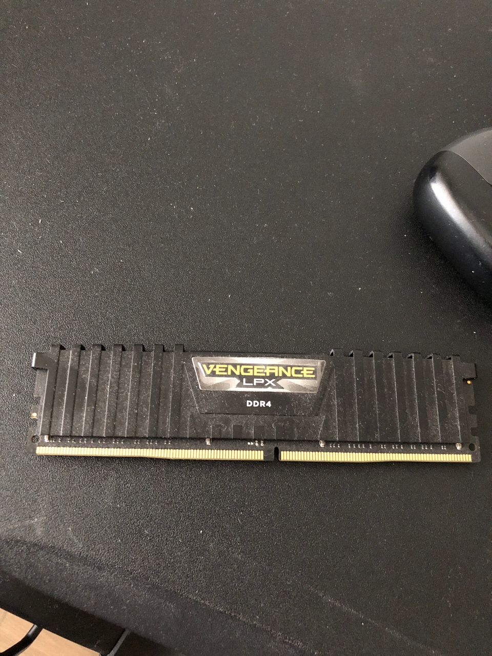 DDR4 vengeance lpx 16BG 2666mhz