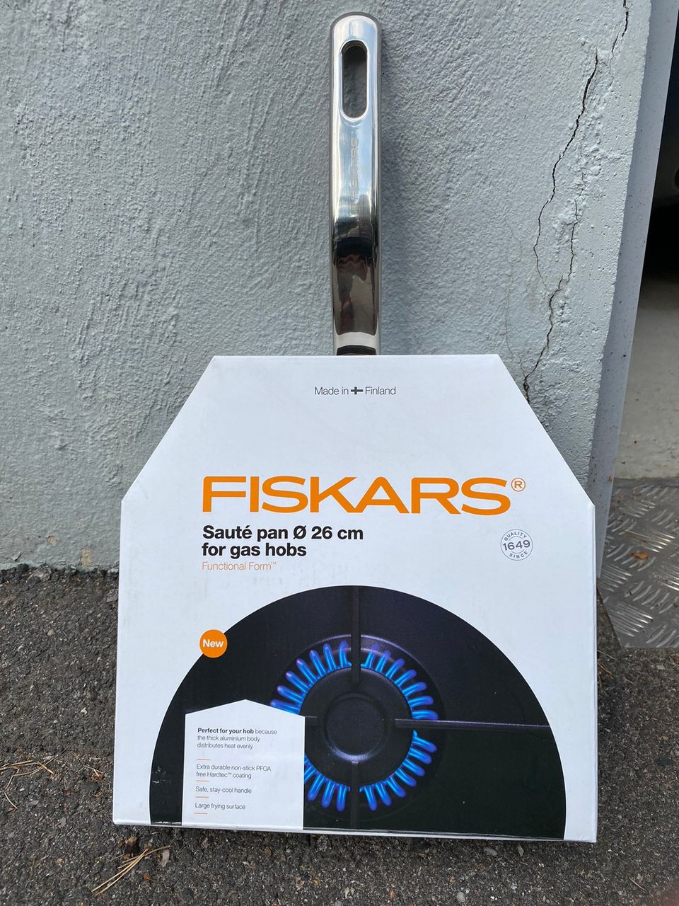 Fiskars pannu kaasuliedelle uusi