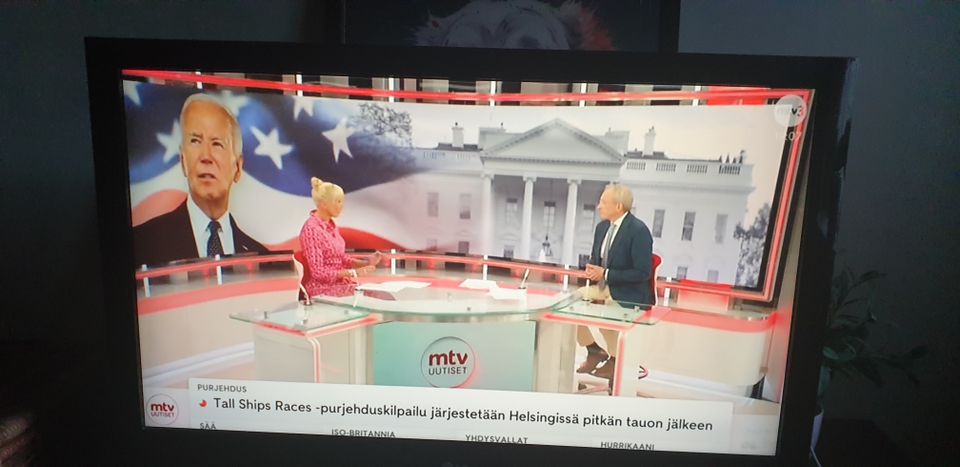 Hyväkuntoinen LG TV 42