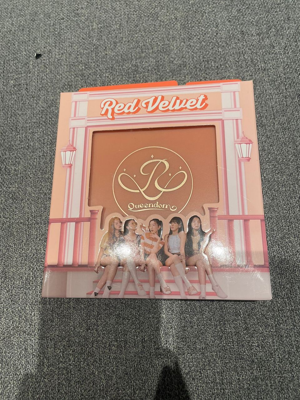 Red velvet Queendom album