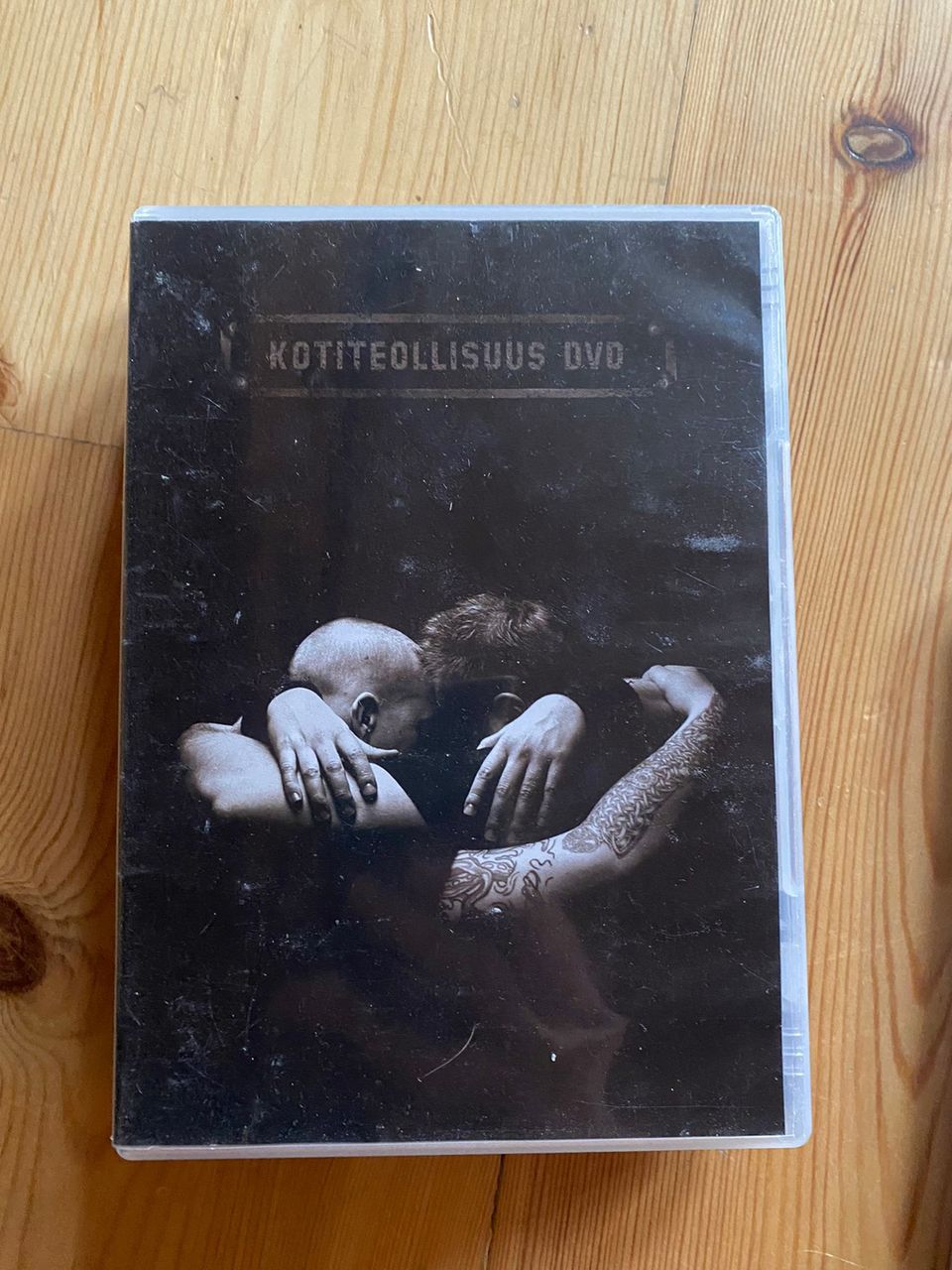 Kotiteollisuus DVD