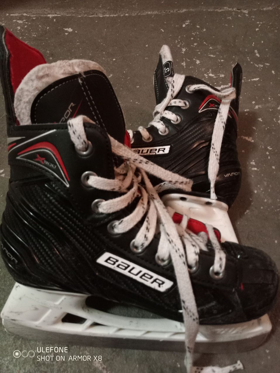 Luistimet Bauer Vapor X300