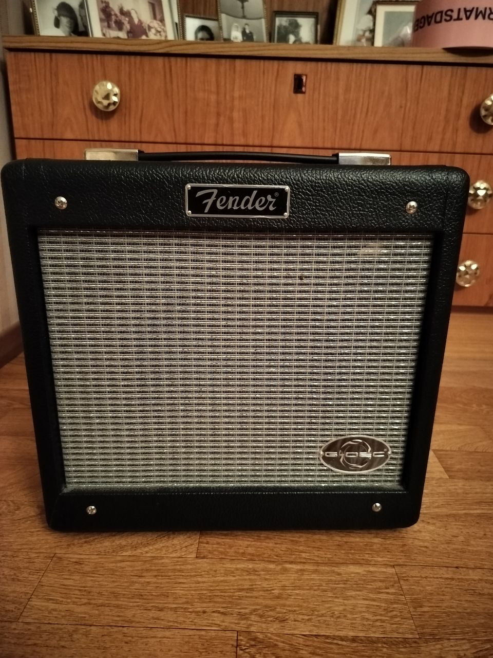 Fender G-DEC Junior kitaravahvistin