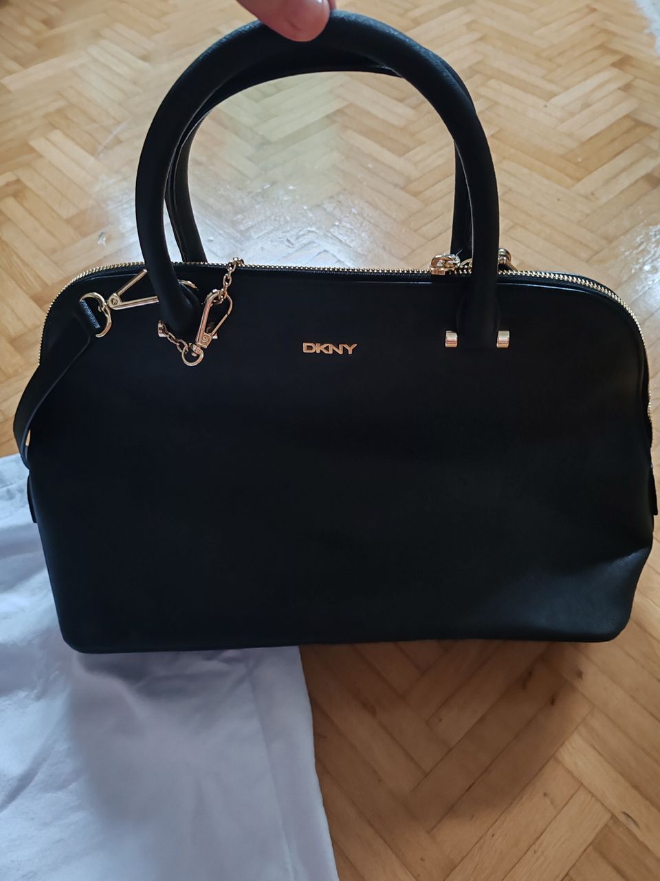 DKNY laukku