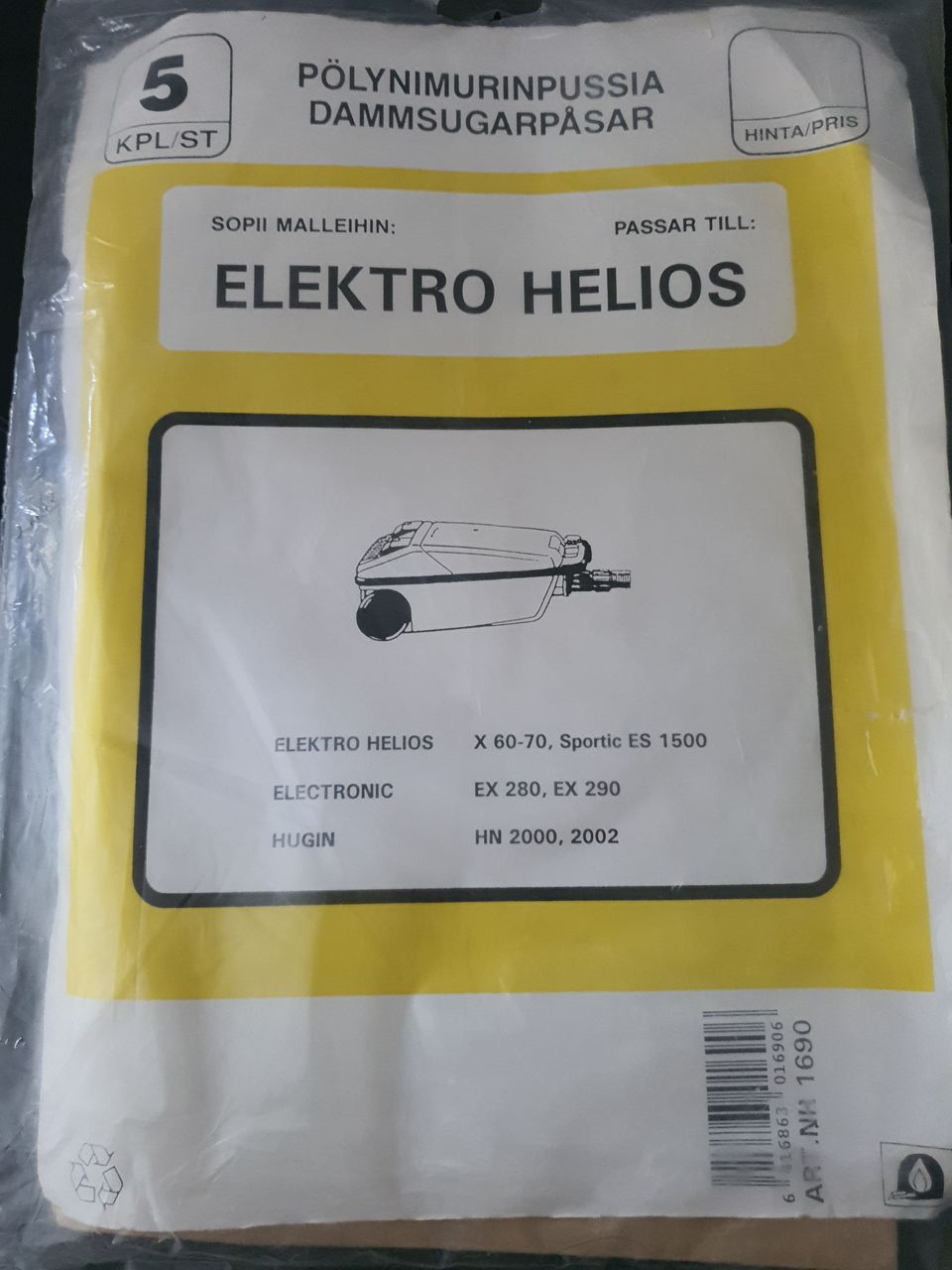 3x Elektro Helios pölypusseja