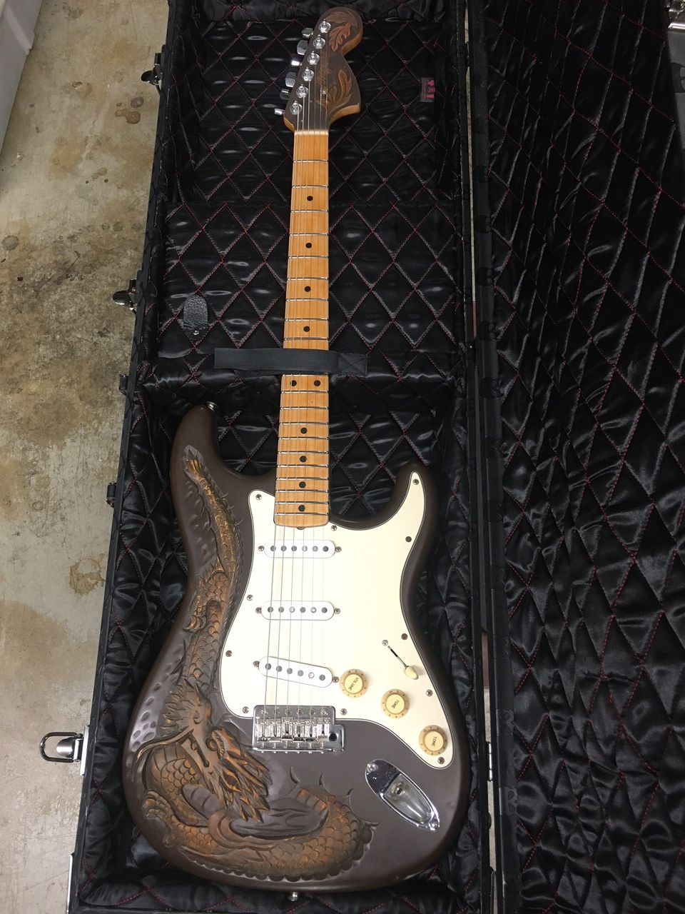 Aria Pro II PE-160 "Dragon Strat" 76/77