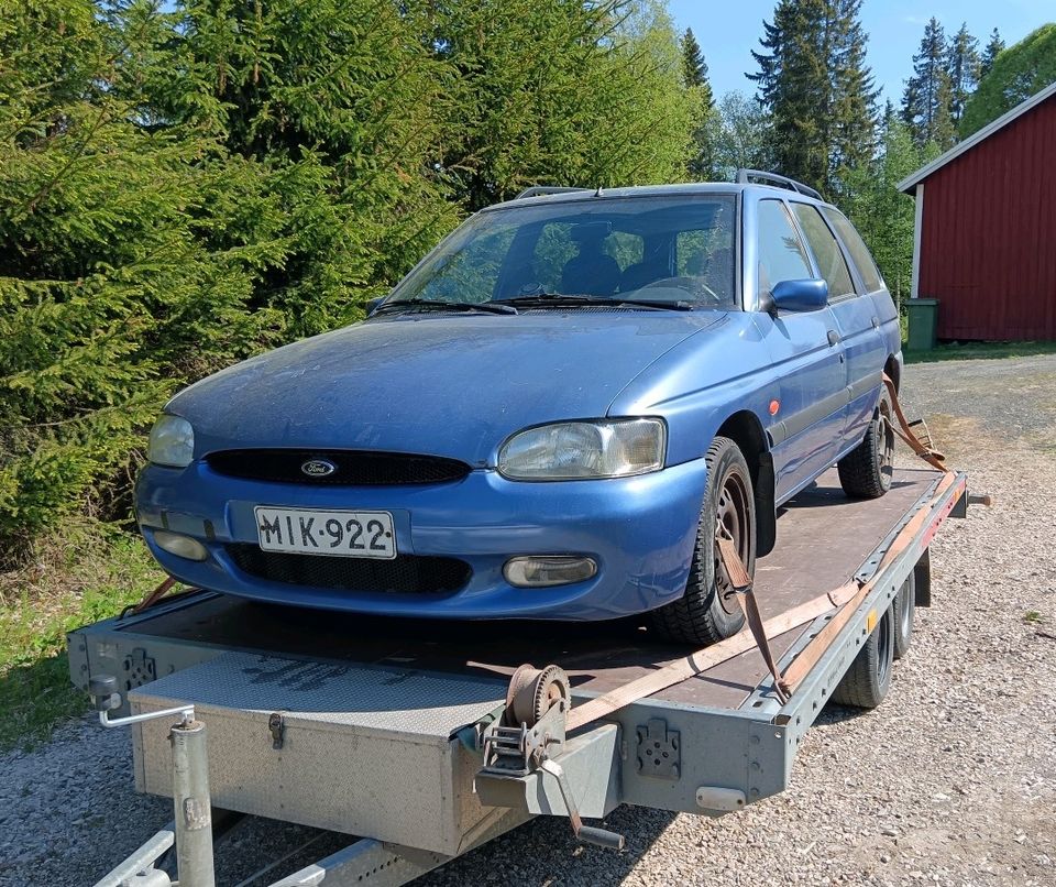 Ford escort 1,8 zetec osina