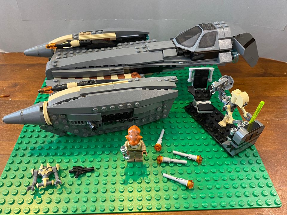 Lego Star Wars 8095- General Grievous’ Starfighter