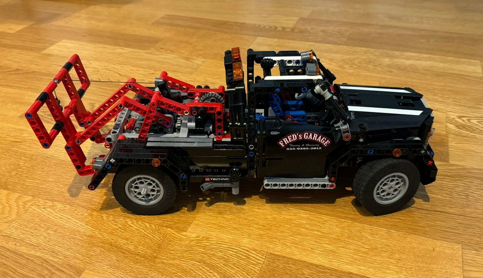 Lego Technic 9395 avolavahinausauto