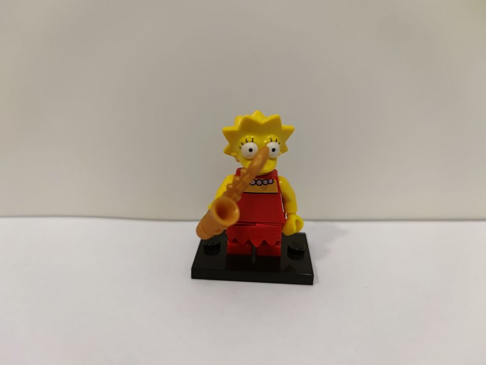 Lego Simpsons Lisa Simpson minifiguuri