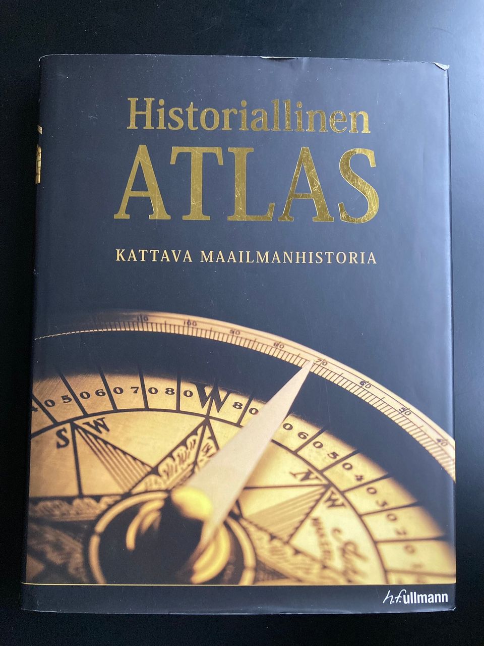 Historiallinen Atlas ja muita kirjoja