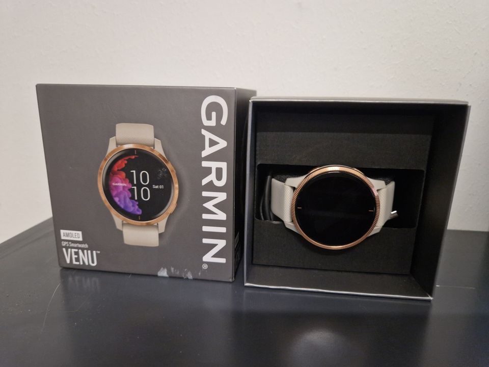 Garmin VENU 43mm Ruusukulta / Hiekka