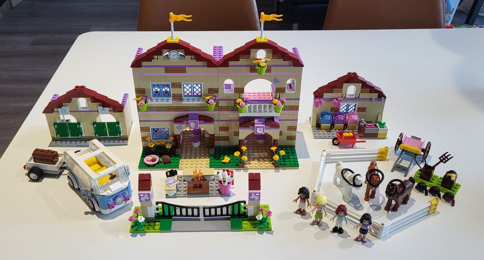 Lego Friends 3185 - Ratsastusleiri