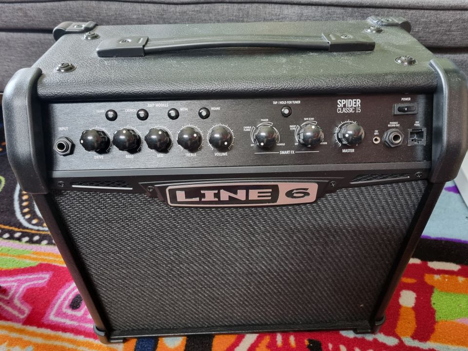 Line6 Spider Classic 15 vahvistin