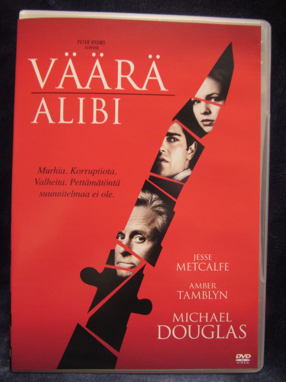 Väärä Alibi dvd