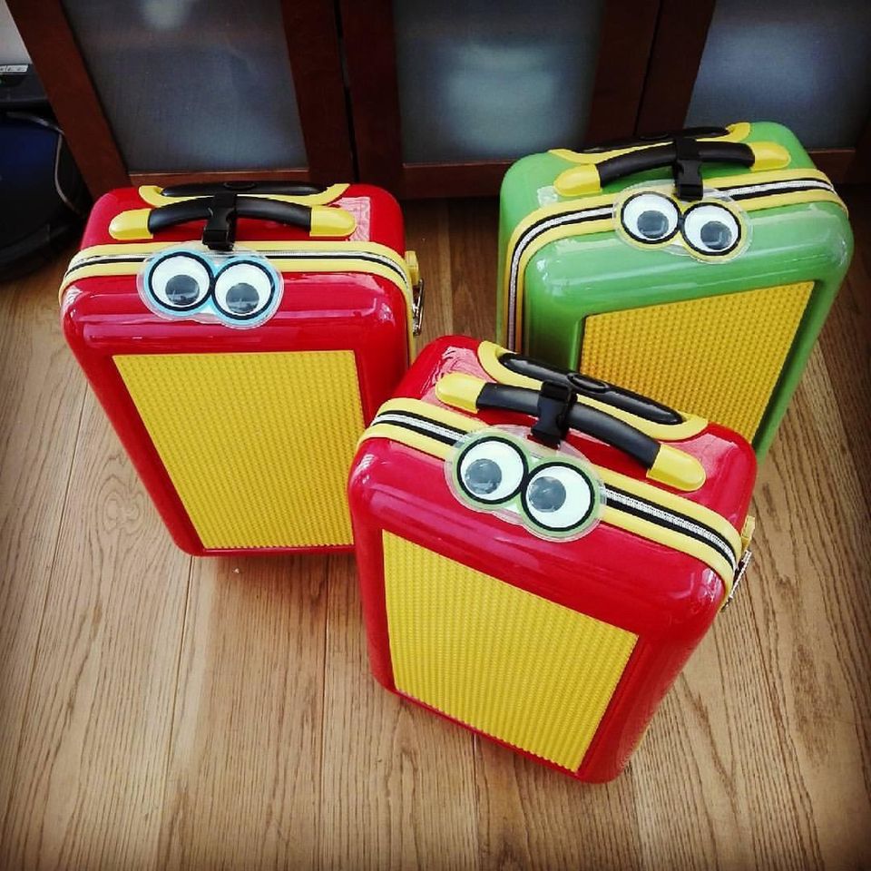 3 kpl matkalaukkuja Playluggage Lego