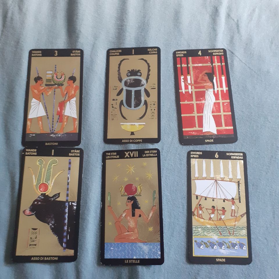 Lo Scarabeo 2000. Egyptiläiset tarot-kortit. 78 kortit