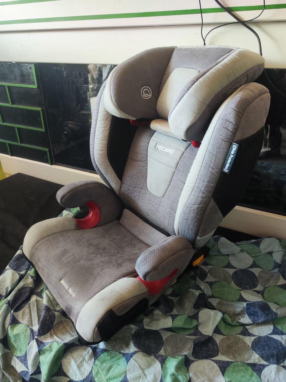 Recaro turvaistuin isofix