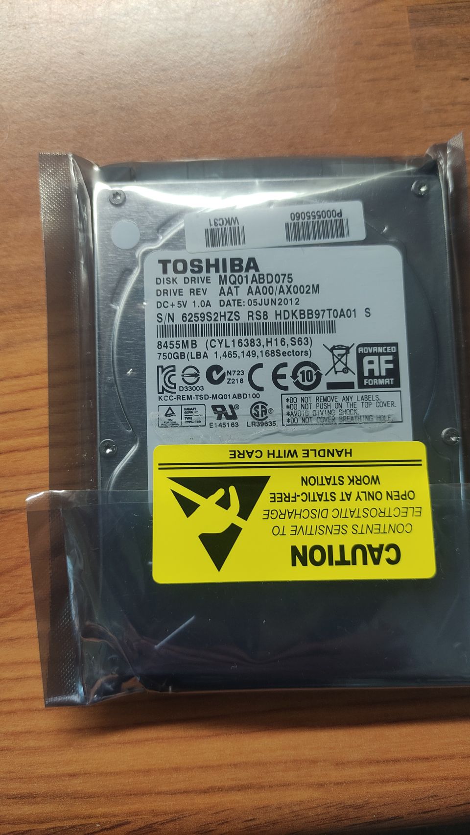 Toshiba 750GB kiintolevy hdd 2,5 tuumaa.